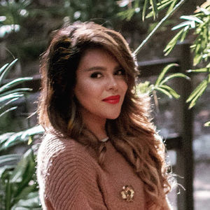 Meet your Posher, Ella